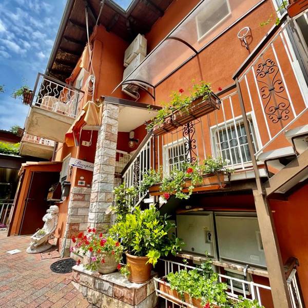 Entrata Hotel